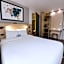 Kyriad Hotel La Fleche
