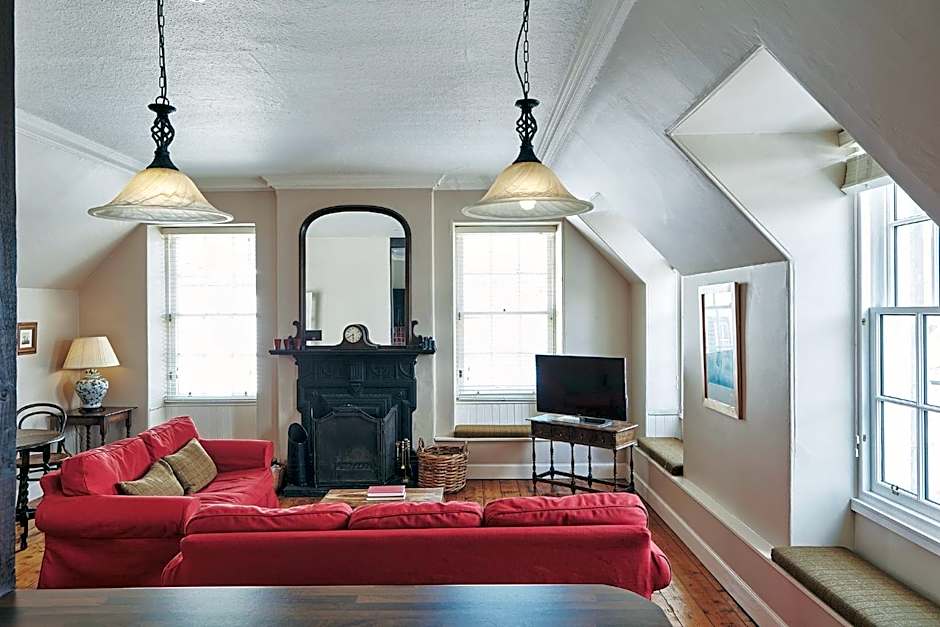 Brambles of Inveraray