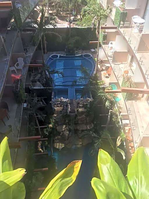 012 Modern Studio Luxurious Condo Wifi 100 Mb