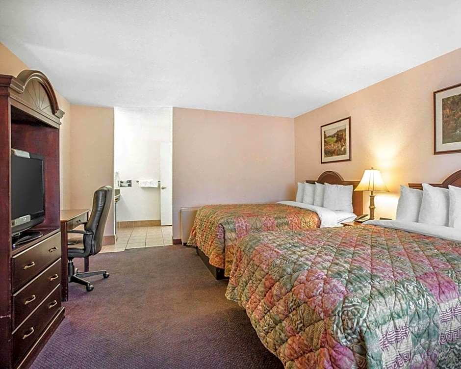 Quality Inn & Suites Cameron Park Shingle Springs