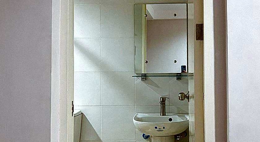 RedDoorz @ Mary Land Transient Alaminos Pangasinan