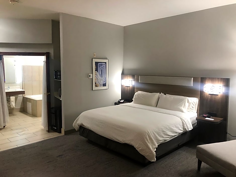 Holiday Inn Express Hotel & Suites Woodward Hwy 270 By IHG