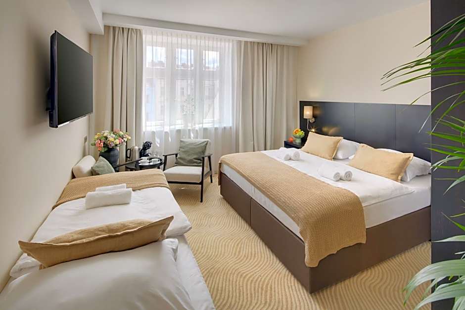 Wenceslas Hotel & Apartments