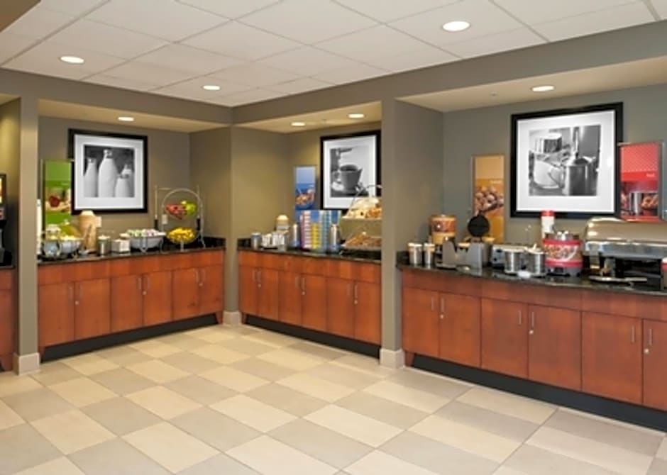 Hampton Inn & Suites Grand Rapids-Airport 28th St