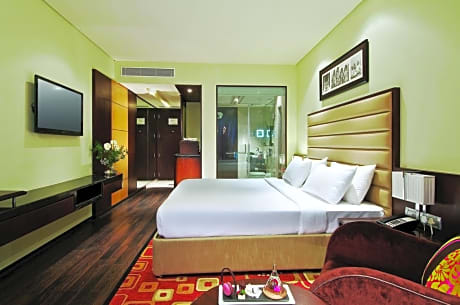 Presidential Suite 1 Bedroom City View King Bed