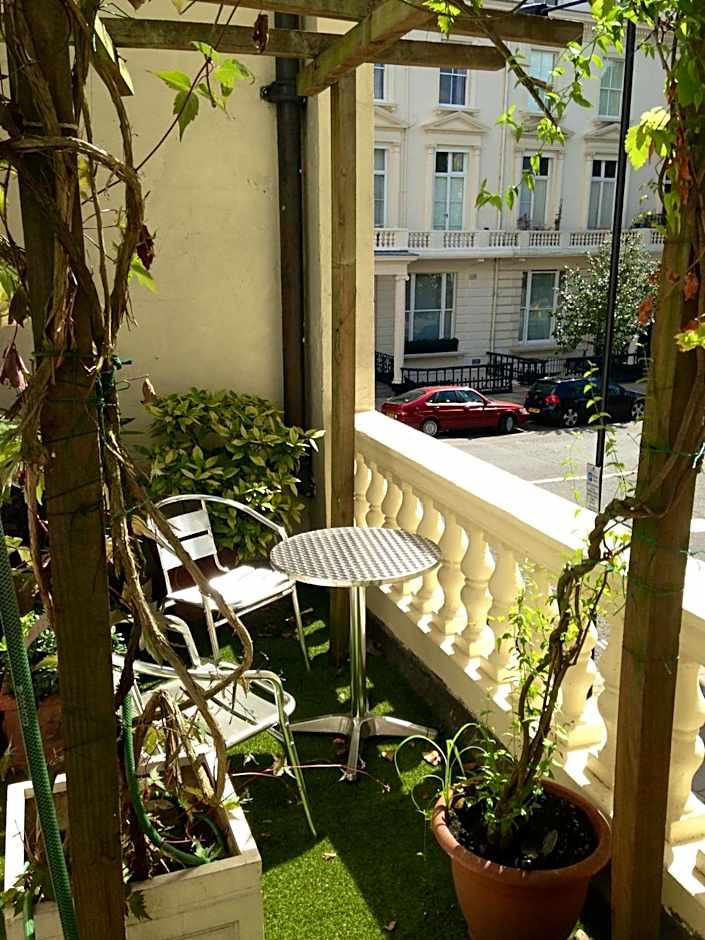 The Colonnade London