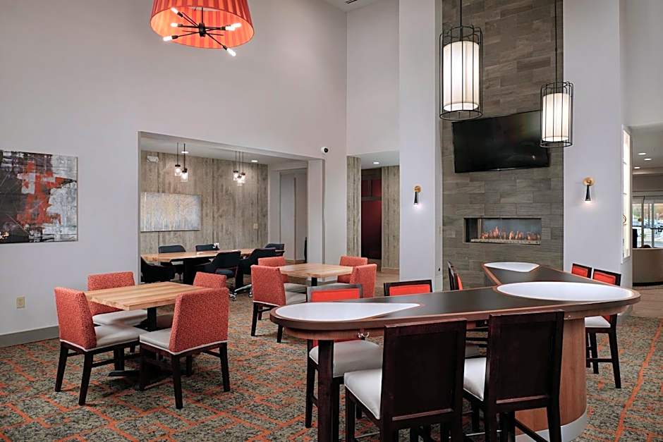 Homewood Suites by Hilton Cincinnati-Midtown, OH