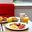 Holiday Inn Express Strathclyde Park M74, Jct 5 By IHG