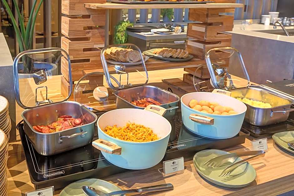 DoubleTree by Hilton Porto Alegre