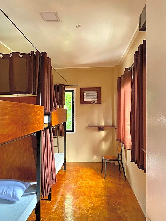 Laguno Hostel and Guest House