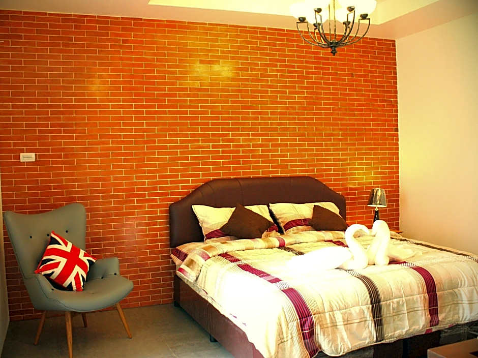 Jamjuree Home