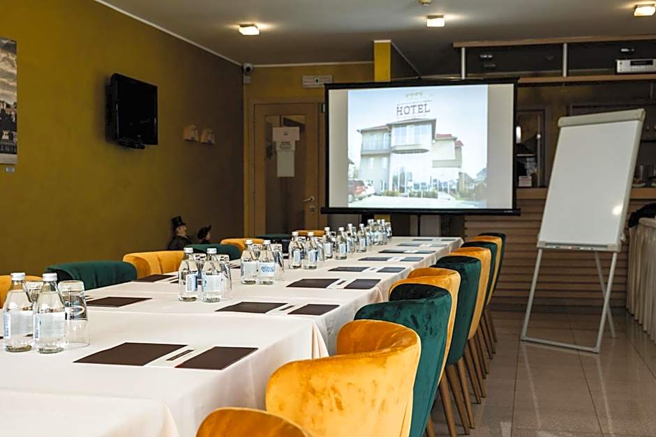 Euro Garni Hotel