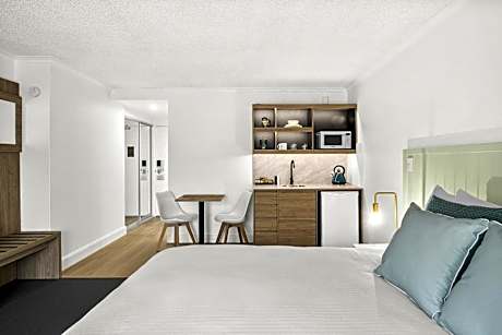 King Room with Patio