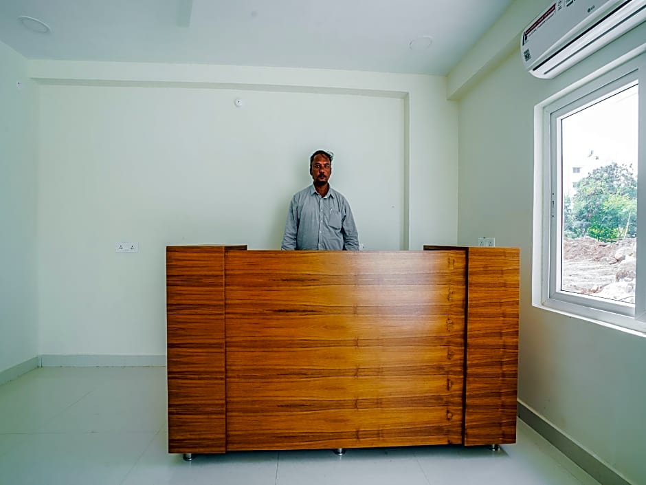 OYO 13163 Jaswitha Homes