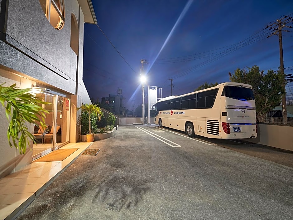 Crown Hotel Okinawa Annex