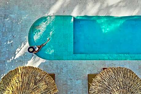 Boni Beach Lombok Hotel and Villas 
