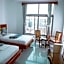 Greenlight Hotel