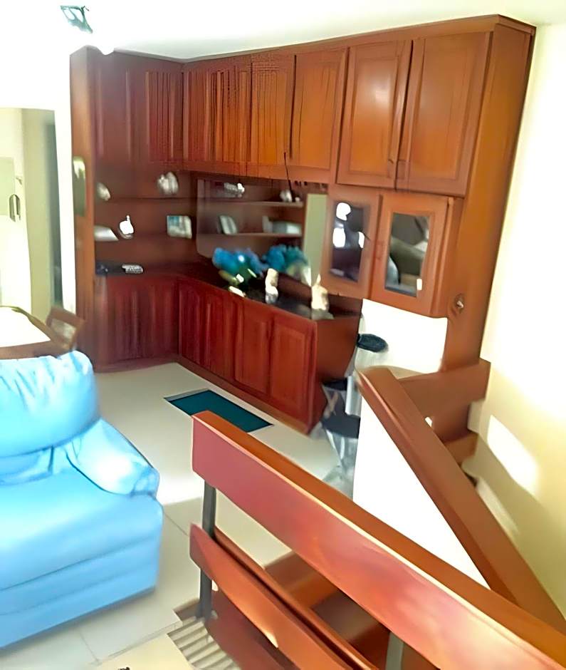 RIVIERA: M6 PRAÇA DAS ARTES 24 Duplex, Perto da Praia, Vista para as Piscinas, 3Dorms+Sala Íntima, 2½Banh, 2Gar, Ar+Ventiladores, Wi-Fi, Tela de Proteção, Varanda com Churrasqueira Ecológica, até 8-9Hóspedes