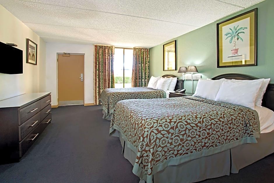 Days Inn by Wyndham Orlando Airport Florida Mall