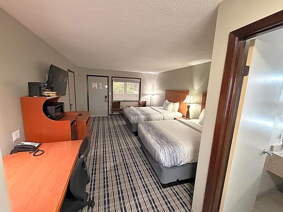 AmericInn by Wyndham Appleton Downtown
