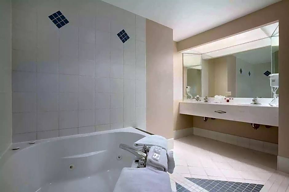 41 Lakefront Hotel, Trademark Collection by Wyndham