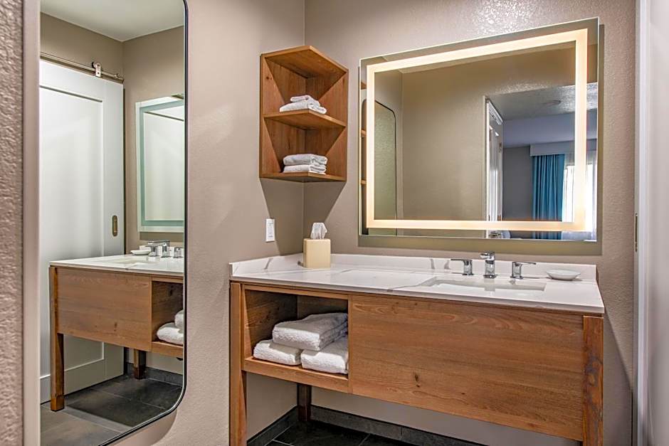 Staybridge Suites Oxnard River Ridge By IHG