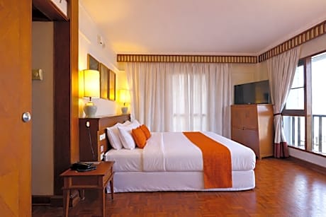 Connecting Double and Twin Room - Non-Smoking