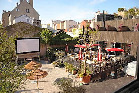 MOB HOTEL Paris Les Puces