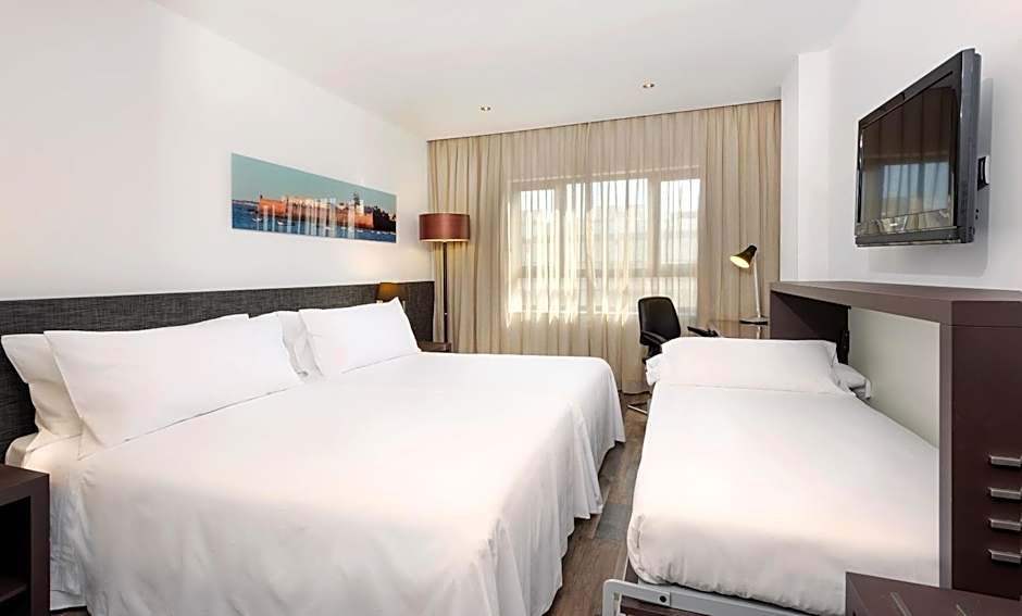 Hotel Cádiz Paseo del Mar Affiliated by Meliá