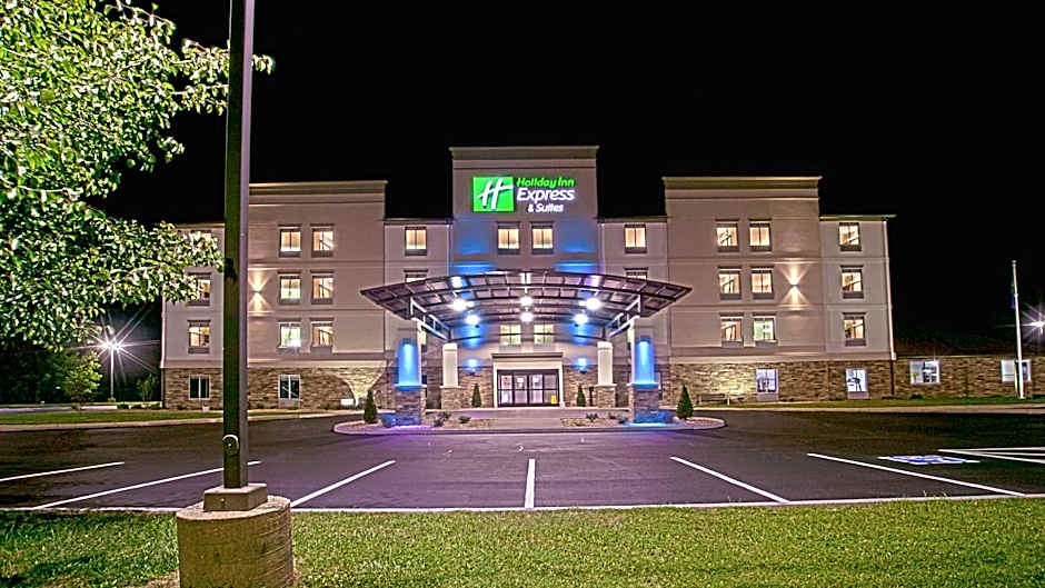 Holiday Inn Express & Suites Evansville North By IHG