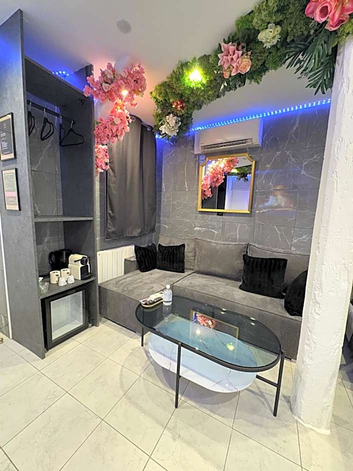 Room & Jacuzzi - Stade de France