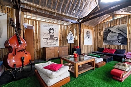 Hotel O Putroyono Homestay