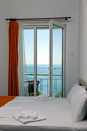 Superior Twin Room with Sea View