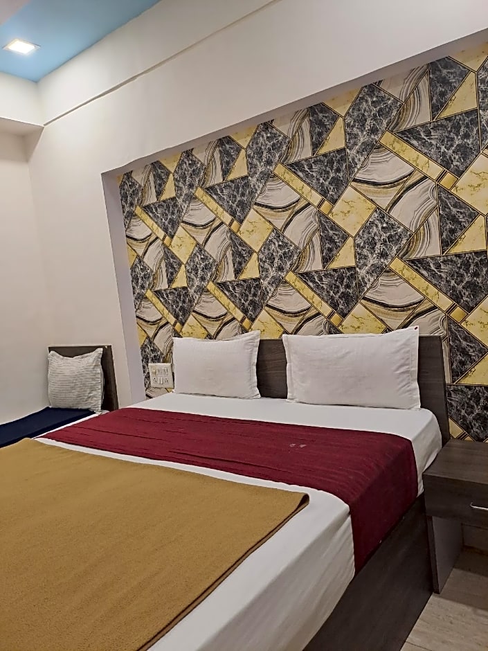 Hotel Gitanjali Kalupur(Relief Road)