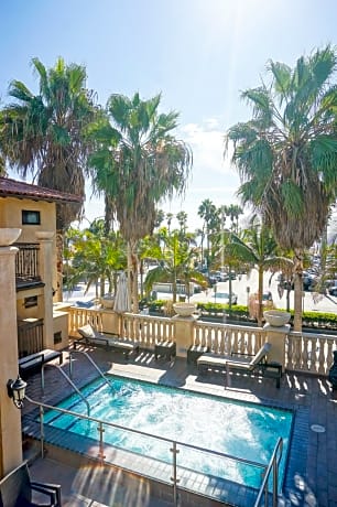 Balboa Inn