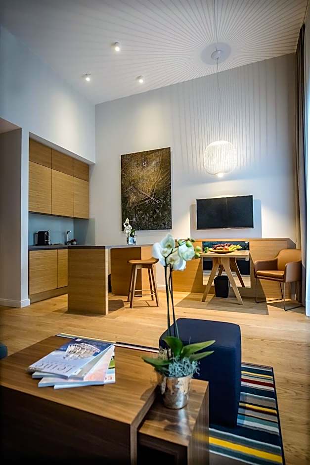 The Wellem, in The Unbound Collection by Hyatt