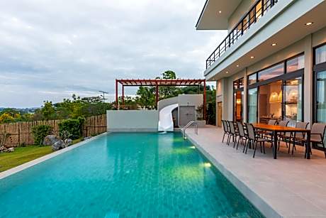 Four Bedrooms Pool Villa  with Temperature-Controlled Pool