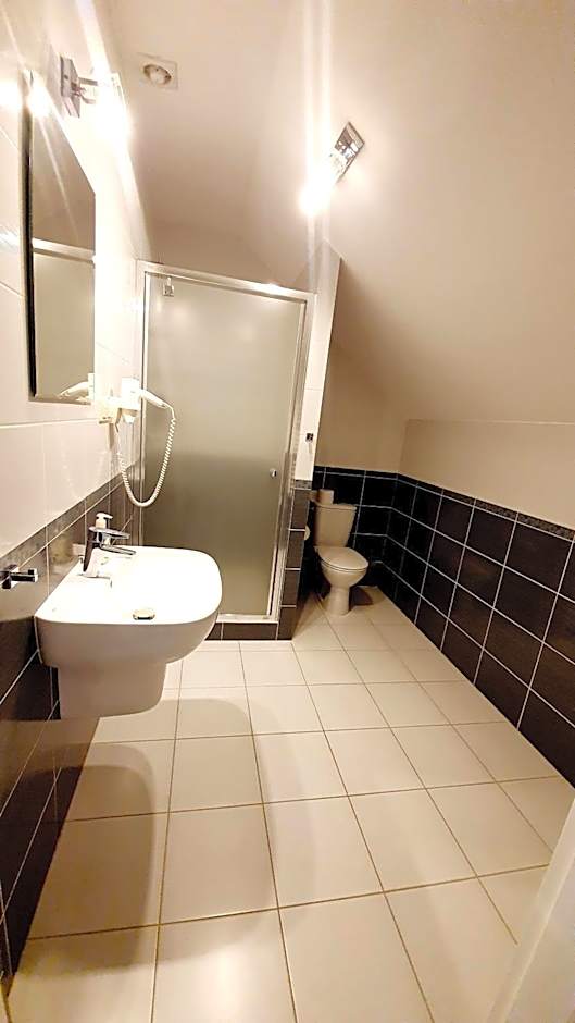 BTHouse, Pokoje Gościnne