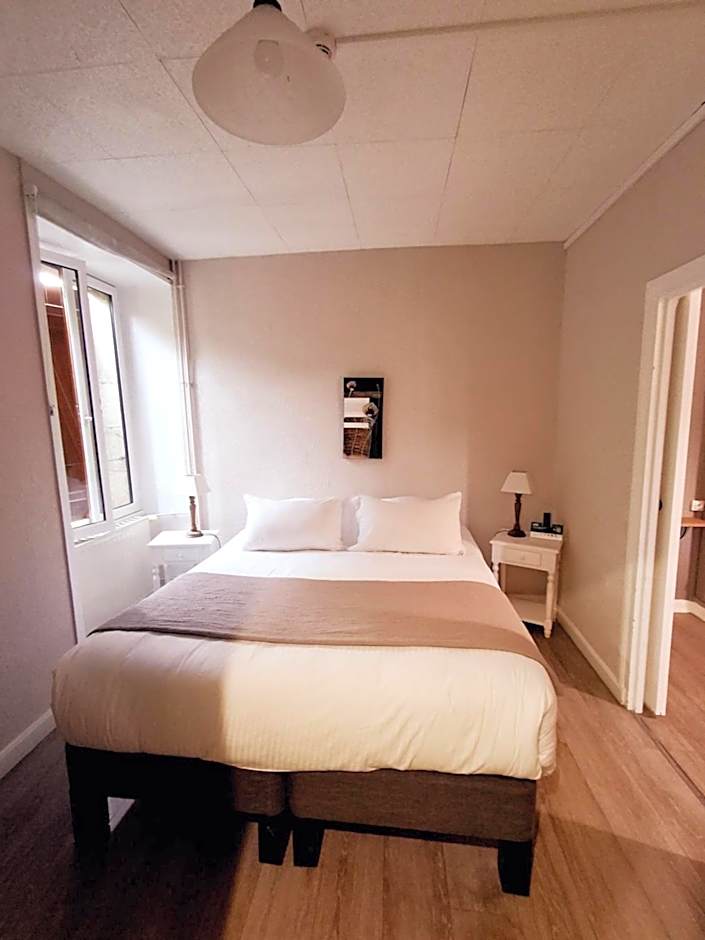 Logis Hôtel Restaurant La Brasserie