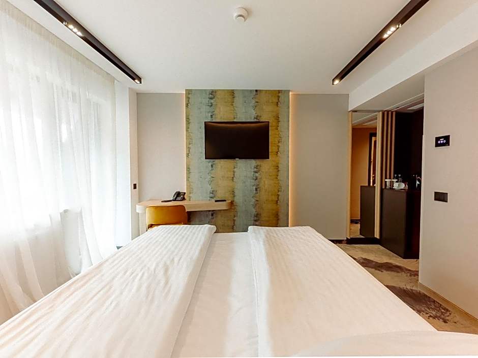 Hotel Alexandrion Experience