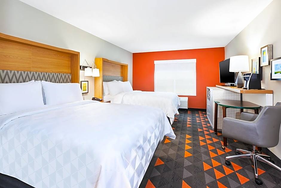 Holiday Inn & Suites Toledo Southwest - Perrysburg by IHG