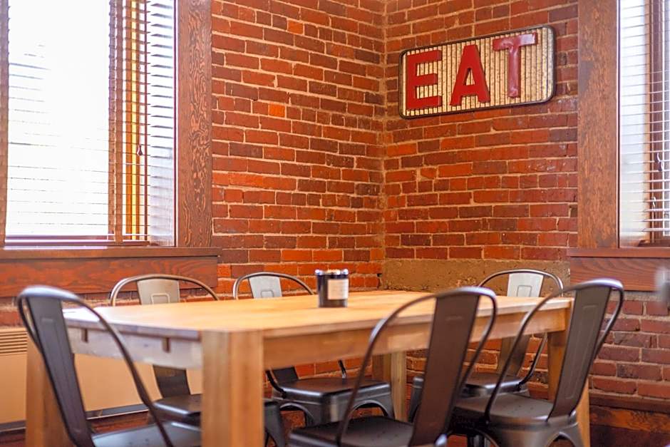 Luxurious 901 Condos by Fernie Central Reservations