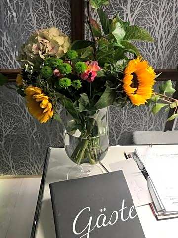 Hotel zur goldenen Sonne