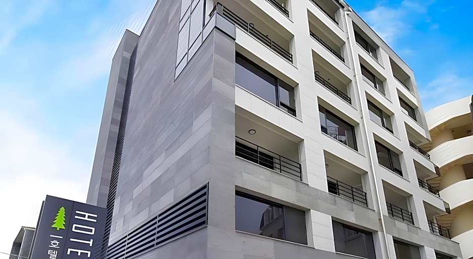 Pino Hotel