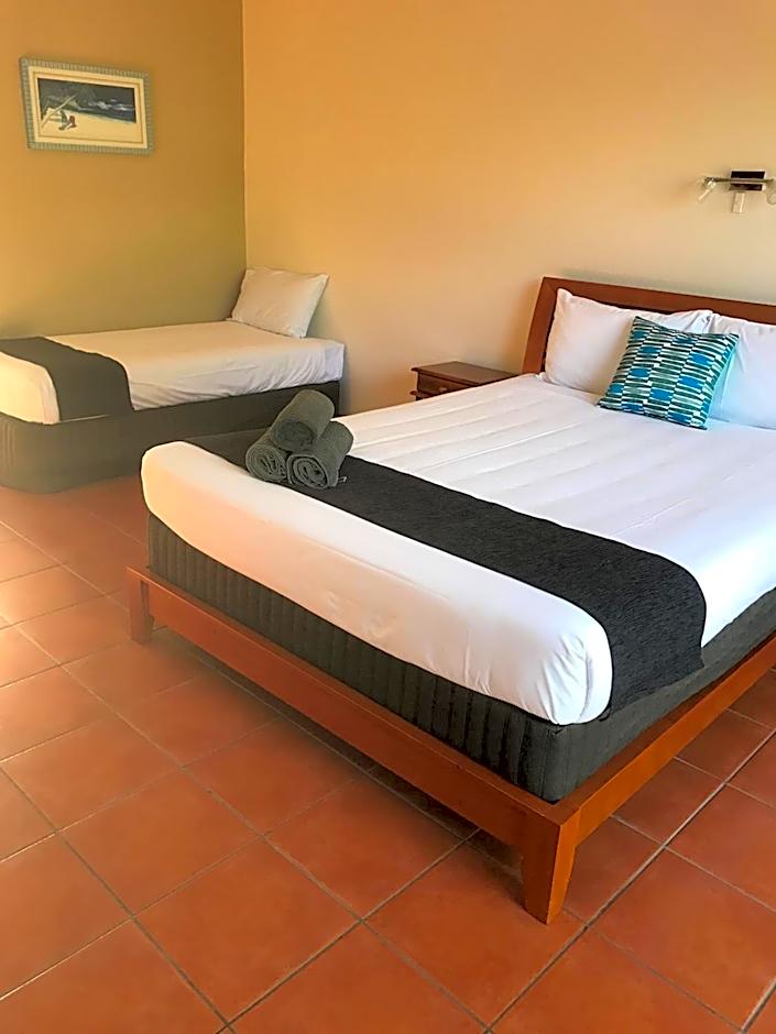 Birch Motel Bowen Previously Known as Bowen Arrow Motel