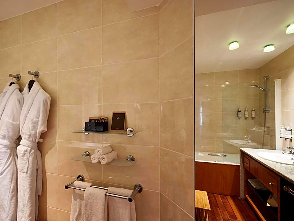 Sofitel Biarritz Le Miramar Thalassa Sea and Spa