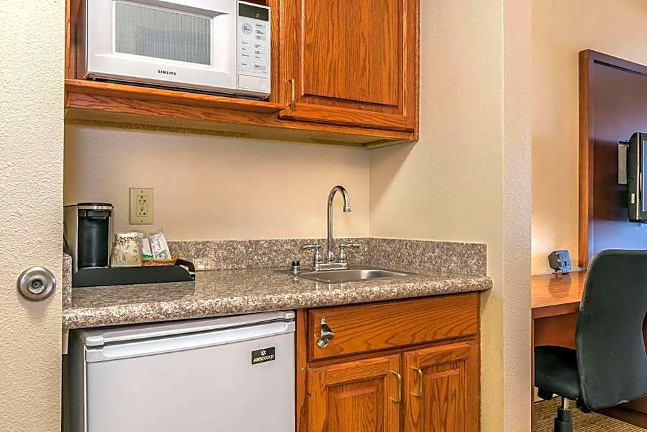 Comfort Suites Springfield I-70