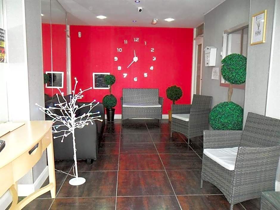 The Beach Hotel And Apartments