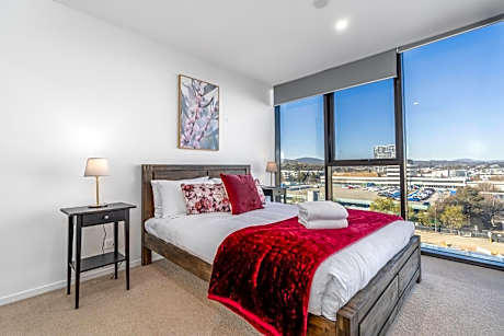 Grand Central Towers Apt Resort-Style Amenities - Hosted by CanStay