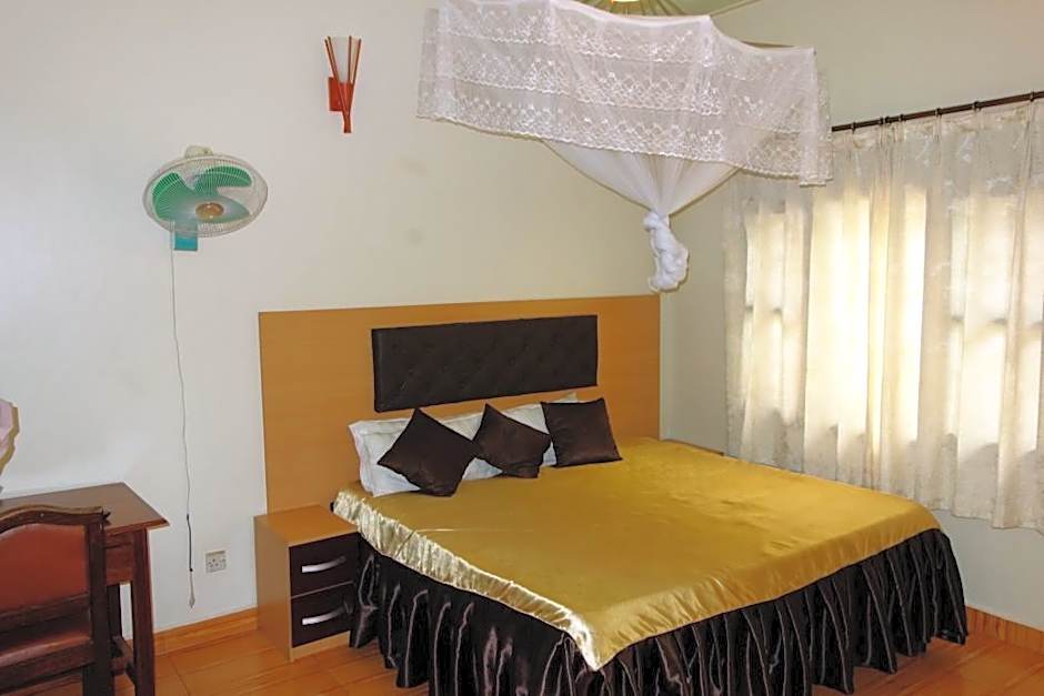 Bridgeway Guesthouse – Jinja, TX